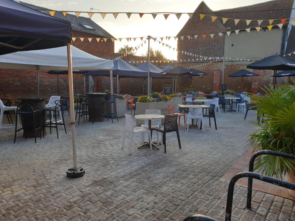 The Catherine Wheel Wetherspoon Hotel Henley-on-Thames Zewnętrze zdjęcie